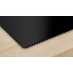 Bosch PUE611BB5E, Série 4, plaque à Induction, 4 foyers, 60 cm, Puissance 4600 W, Noir