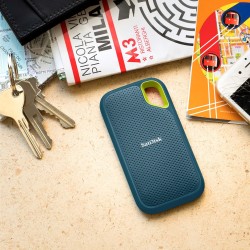 SanDisk Extreme Portable NVMe SSD 8 to (jusqu'à 1050 Mo/s en Lecture, 1000 Mo/s en écriture, USB-C, Résistance à la poussière et
