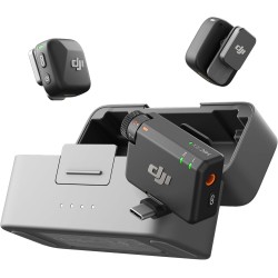 DJI Mic Mini (2 TX + 1 RX + Boîtier de Recharge), Ultra-léger, Audio de HQ, 48 h d’Utilisation, Annulation du Bruit, Limite Auto