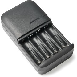 Amazon Basics NiMH rechargeables batteries (4 AAA 800mAh + 4 AA 2000mAh) avec chargeur à 4 emplacements, prise européenne, lot d