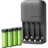 Amazon Basics batteries NiMH rechargeables avec chargeur à 4 emplacements, prise européenne, AA 2000mAh Lot de 4, Noir