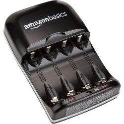 Amazon Basics Chargeur de Piles Ni-MH AA et AAA avec Port USB & Piles Rechargeables AAA, Pré-Chargées - Lot de 12