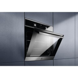 Electrolux EOD6P77X Four vapeur multifonction avec nettoyage pyrolytique, 11 fonctions, 45 programmes automatiques, cuisson unif