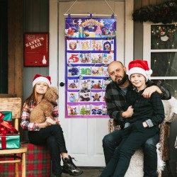 DPKOW Calendrier de l'Avent 2025, calendrier de l'Avent de Noël en tissu réutilisable avec 24 poches & poteau, décorations de No