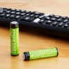 Amazon Basics Lot de 8 piles rechargeables AAA NiMH performantes, 800 mAh, 1,2 V, rechargeables 1 000 fois, préchargées