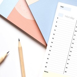Weekly Planner Pad A4 - Stylish Undated Weekly Organiser, 52 Pages for Home, Study, Work & Family Plans - Minimalistic Timetable