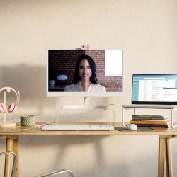 Logitech Brio 100 Webcam Full HD pour réunions/Streaming, équilibre Auto de l'éclairage, Micro intégré, volet de confidentialité