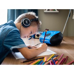Lenco Radio Lecteur CD SCD-24 pour Enfant Chaîne Stéréo Prise Casque Aux in - Écran LCD - Batterie et Alimentation électrique - 