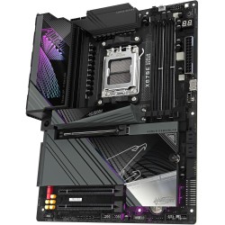 GIGABYTE Carte mère X870E AORUS Master - Prend en Charge Les processeurs AMD Ryzen 9000, VRM numérique 16+2+2 Phases, jusqu'à 82