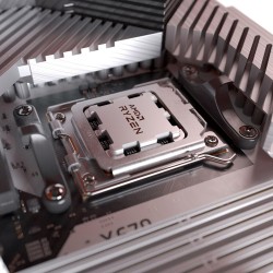 AMD Ryzen 5 7600 Processeur (Radeon Graphique Intégré, 6 Cœurs/12 Threads, 65W TDP, Socket AM5, Cache 38Mo, jusqu'à 5,1 GHz Fréq