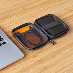 Amazon Basics Étui pour disque dur portable My Passport Essentiel, 12 x 9.3 x 1.6 cm, Noir