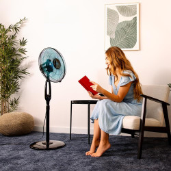 Cecotec Ventilateur sur Pied EnergySilence 560 Max Smart, 45 W, Diamètre 30 cm, 5 Pales, Contrôle Facile et Tactile, 3 Vitesses 
