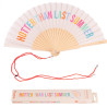 Fisura – éventail en bois moderne avec message “hotter than last summer”. ventilateur à main beige élégant et coloré, avec croch