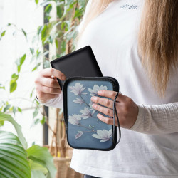 kwmobile Housse de Protection pour Liseuse - Étui de Protection 17 x 12 x 2 cm pour E-Reader en Néoprène - Taupe-Blanc-Bleu-Gris