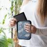 kwmobile Housse de Protection pour Liseuse - Étui de Protection 17 x 12 x 2 cm pour E-Reader en Néoprène - Taupe-Blanc-Bleu-Gris