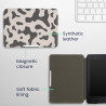 Kwmobile étui compatible avec amazon kindle paperblanc coque - étui à rabat magnétique tablette ereader similicuir - noir-blanc