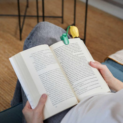 Balvi Lampe de Lecture Tulip Couleur Jaune Lampe Flexible en Forme de Tulipe avec Clip pour Lire la n