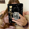 Accessoires Kindle Style Sombre - Support de Main + 1 Pendentif Bouchon Anti-Poussière (Type-C/USB-C) + 1 Pendentif Chaîne, comp