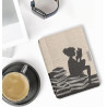 Kwmobile étui compatible avec kobo aura edition 2 coque - étui à rabat magnétique tablette ereader similicuir - noir-beige
