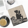 Kwmobile étui compatible avec kobo libra 2 coque - étui à rabat magnétique tablette ereader similicuir - noir-beige