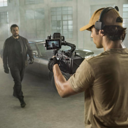 Caméra cinéma Plein Cadre DJI Ronin 4D-8K avec stabilisation à 4 Axes, 8K/75 IPS, Mise au Point LiDAR et Transmission sans Fil, 