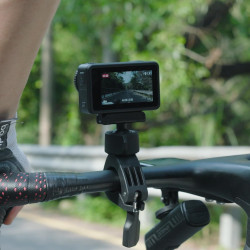 Bundle DJI Osmo Action 4 Cyclisme sur Route - Cam. de vélo avec dragonne 360° pour Cyclistes, capteur 1/1,3'', img. étonnante en