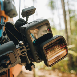 Gopro ensemble d'accessoires hero13 noir – comprend le manipulateur (poignée flottante), 2 batteries enduro, une carte microsd s