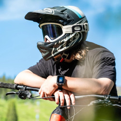 Insta360 Télécommande de prévisualisation GPS avec Micro intégré pour X5 ou Ace Pro 2