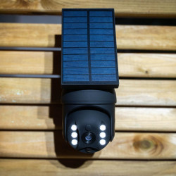 Xanlite Projecteur caméra factice solaire noir LED avec détecteur de mouvement, 250 lumens, 5000 K, Blanc froid