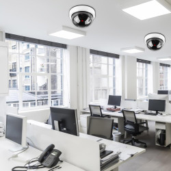 GOMETY Lot de 4 caméras factices avec LED rouge clignotante, caméra de sécurité factice réaliste, caméra CCTV factice, caméra dô