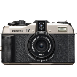 PENTAX Appareil Photo Compact argentique à focale Fixe, conçu pour capturer des Photos au Demi-Format