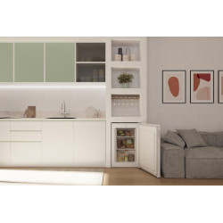 Candy - CNUQ2L58EW
