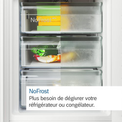Bosch KGN497ICT, Série 4, Réfrigérateur combiné pose-libre, 440 L, 203 x 70 (H x L), Inox anti trace de doigts