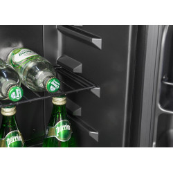 METRO Professional Mini Bar GMB1038B, 43 x 41.5 x 51 cm, 38 L, Thermostat Mécanique, 1 Étagère, Éclairage Intérieur LED, Noir