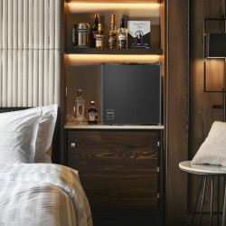 METRO Professional Minibar GMB1025B, 38 x 38.5 x 47 cm, 25 L, Thermostat Mécanique, 1 Étagère, Éclairage Intérieur LED, Noir