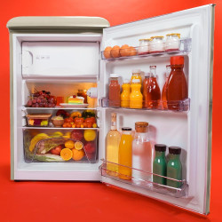 Cecotec mini frigo réfrigérateur rétro bolero coolmarket tt origin 110 beige e. mini frigo rétro avec une capacité de 110l, clas