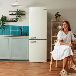 Cecotec réfrigérateur congélateur combine bolero coolmarket combi origin 294+ beige e. réfrigérateur combine avec total no frost