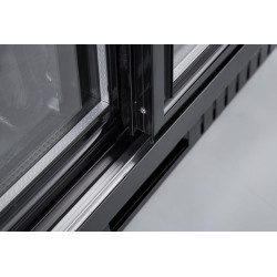 METRO Professional Arrière bar GBC3102, tôle galvanisée/aluminium/verre, 90 x 52 x 86,5 cm, 198 L, froid ventilé, 160 W, avec se