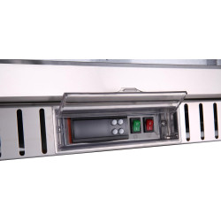 METRO Professional Arrière bar 3 portes GBC 3003S, inox/aluminium/verre, 135 x 53 x 86,5 cm, 308 L, froid ventilé, 160 W, avec s