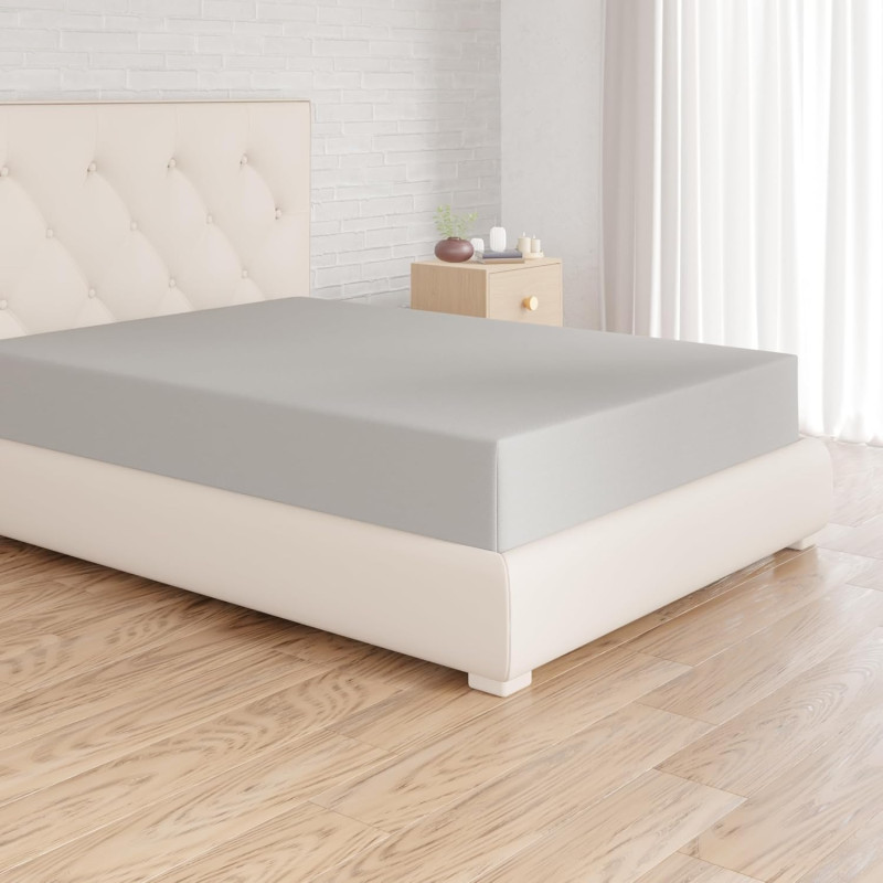 Amazon Basics Drap Housse, 200 x 200 x 30 cm, en Polyester Microfibre pour Matelas Épais jusqu'à 30 cm, Gris Clair