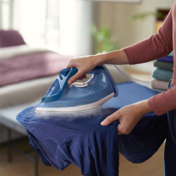 Philips Fer à repasser Série 3000 - Puissance Fer à Vapeur 2400W, Effet Pressing 180g, Débit Vapeur Continue 40 g/min, Semelle e
