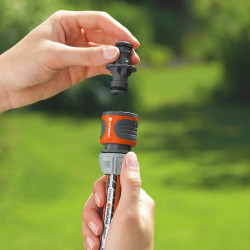 Nécessaires d'arrosage de Gardena : raccords pour extension de tuyau 13 mm (1/2 Pouce) et 15 mm (5/8 Pouce), même avec une press