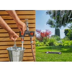 Distributeur 2 voies GARDENA : possibilité de raccorder 2 appareils au robinet, convient pour les programmateurs et minuteries d