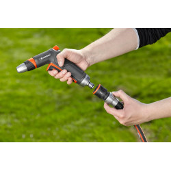 Kit pistolet de nettoyage Premium de Gardena : pistolet de nettoyage robuste et raccord d'arrêt d'eau (18306-20)