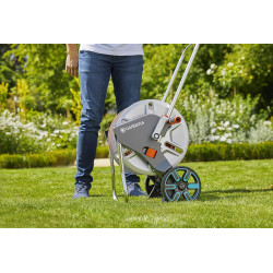 Gardena dévidoir CleverRoll L Easy métal : Grand dévidoir sur Roues d'une capacité de 100 m, avec Guidage dans Un Cadre métalliq