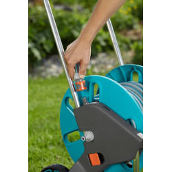 Gardena Dévidoir CleverRoll M Easy : dévidoir sur roues d'une capacité de 60 m, particulièrement stable, avec guidage confortabl