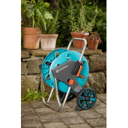 Gardena Kit dévidoir CleverRoll M : dévidoir avec tuyau Classic de 20 m, lance d'arrosage, clip de rangement, arrêt anti-goutte,