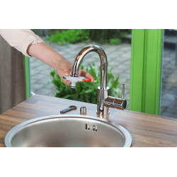 Raccord pour robinets d’eau intérieurs Gardena : Raccord pour robinets d’eau intérieurs, adaptateur pour tête à jet aéré incl., 