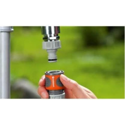 Nécessaire d'arrosage 13 mm (1/2 Pouce) et 15 mm (5/8 Pouce) de Gardena : kit de raccordement au robinet avec lance d'arrosage (