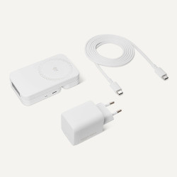 Amazon Basics Station de Recharge sans Fil 3 en 1 25 W certifiée Qi2.2, Support Pliable Compatible MagSafe pour iPhone 17/16/15/